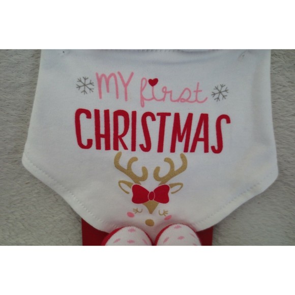 Sandy & Simon My First Christmas Set 3 Piece Set Hat Bib and Socks New - Picture 5 of 11
